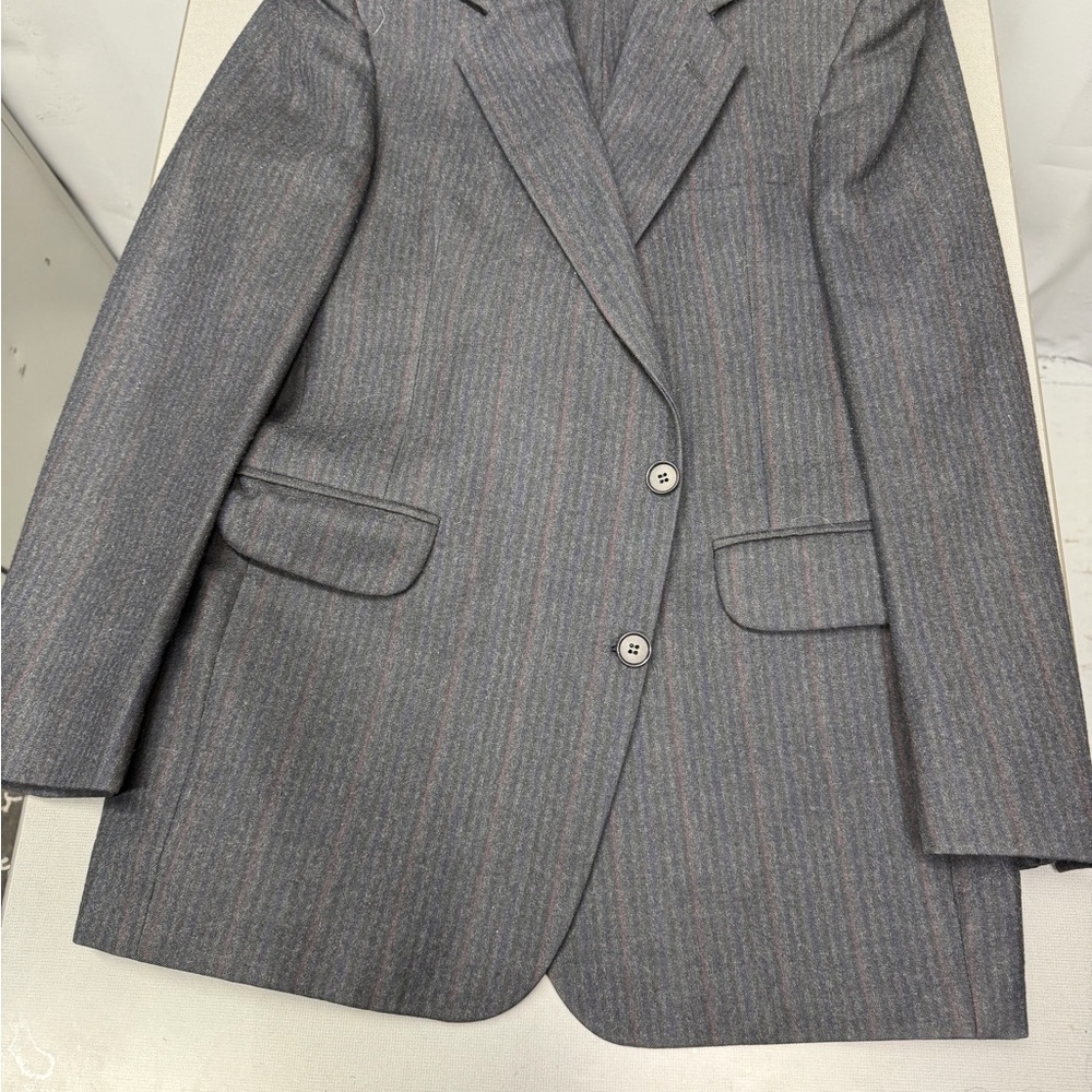 Assorted Men's Suits Collection (42Reg 36x29) - Picture 10 of 16